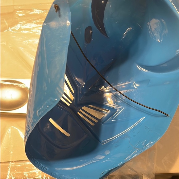 Power Ranger Blue and Gold Superhero Costume with Dynamic Patterns (Vintage) - Picture 6 of 10